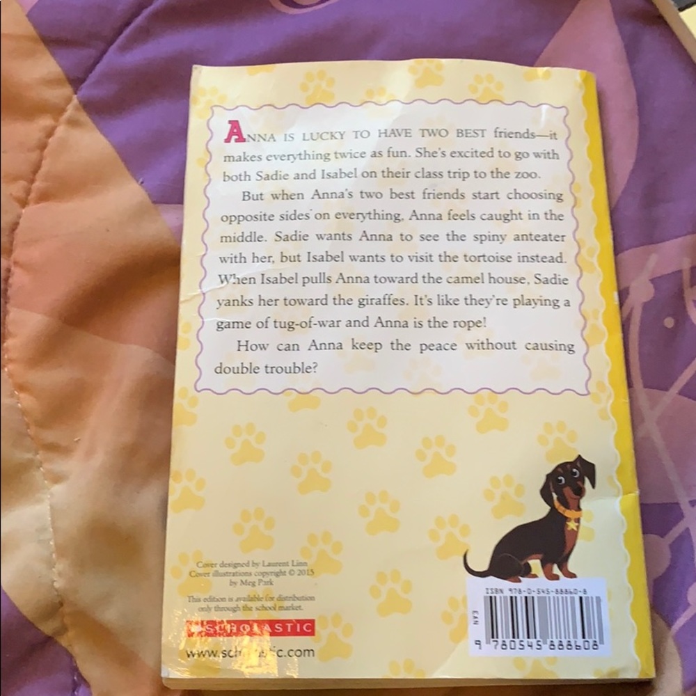 Books - Picture 3 of 11